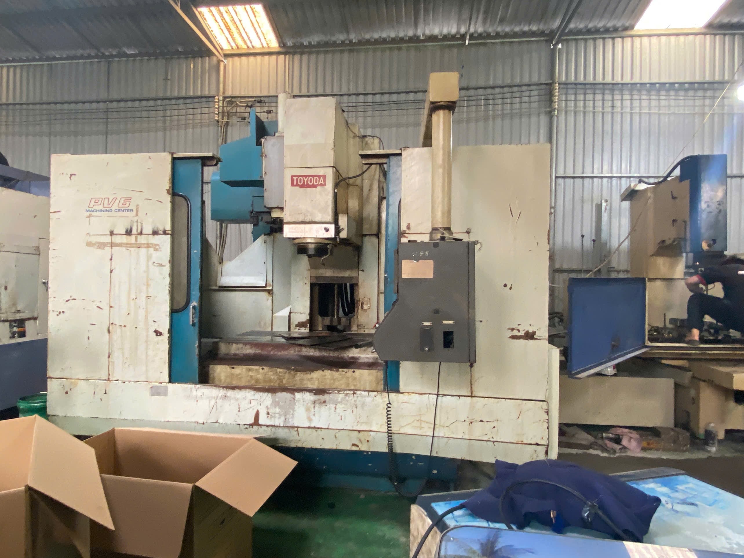 CNC milling machine 2.jpg